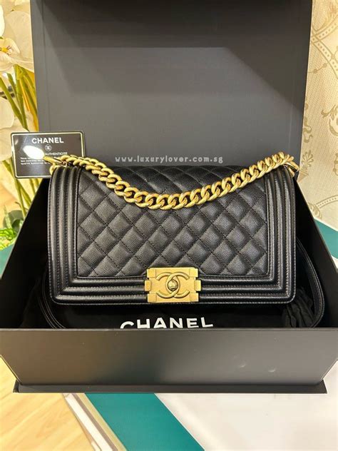 [Reference] Chanel Boy Old Medium Black Caviar GHW 